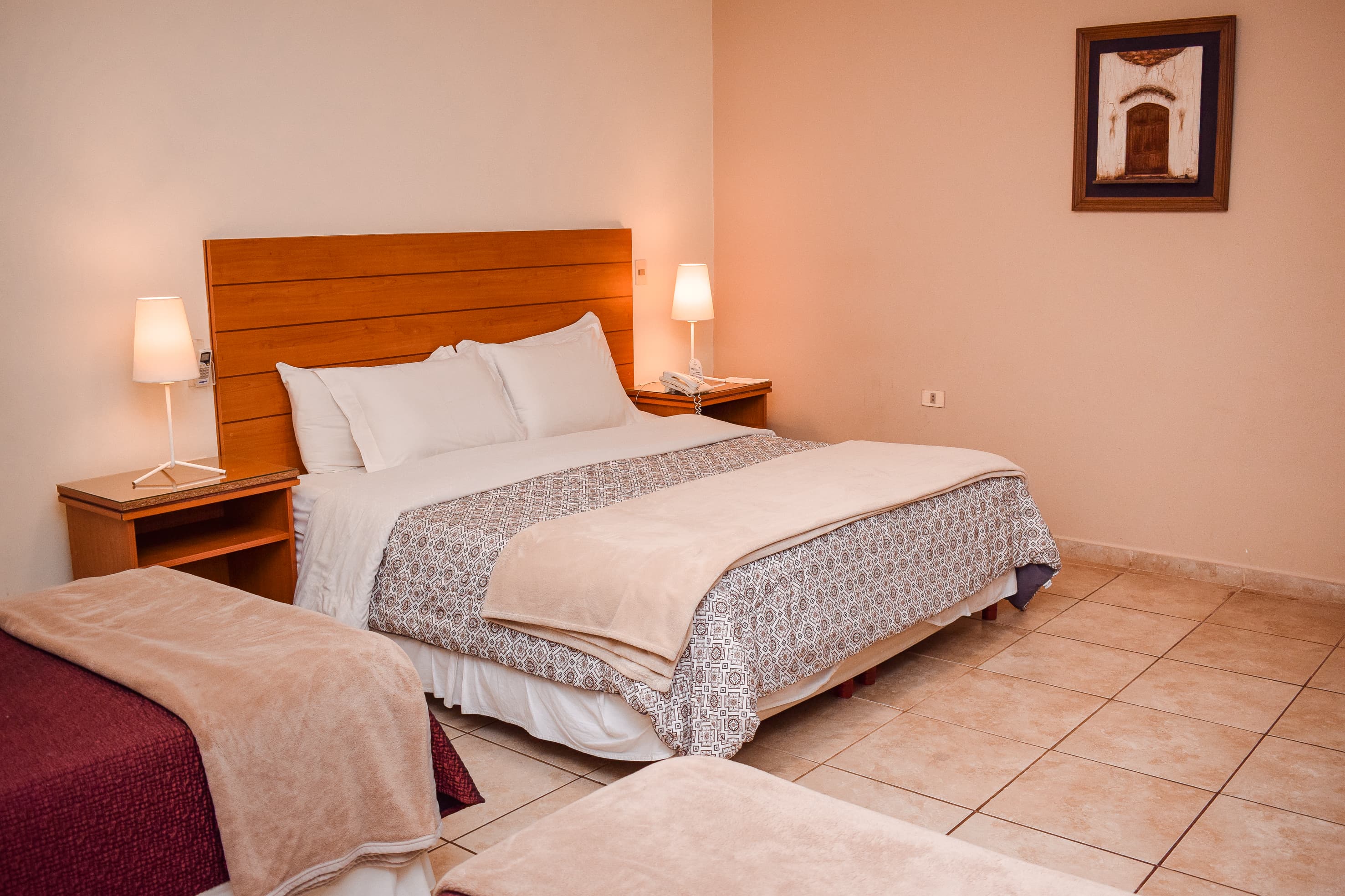 room-cuadruple04