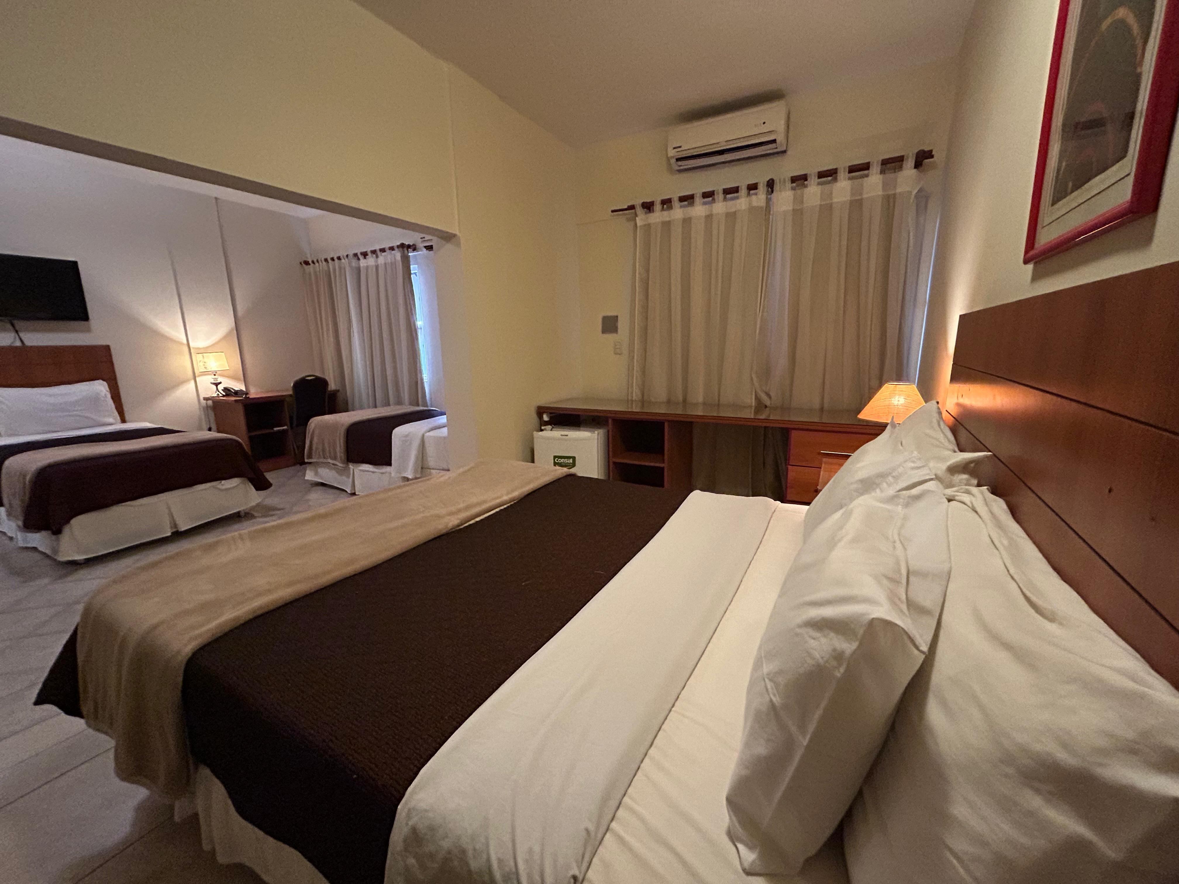 room-quintuple03